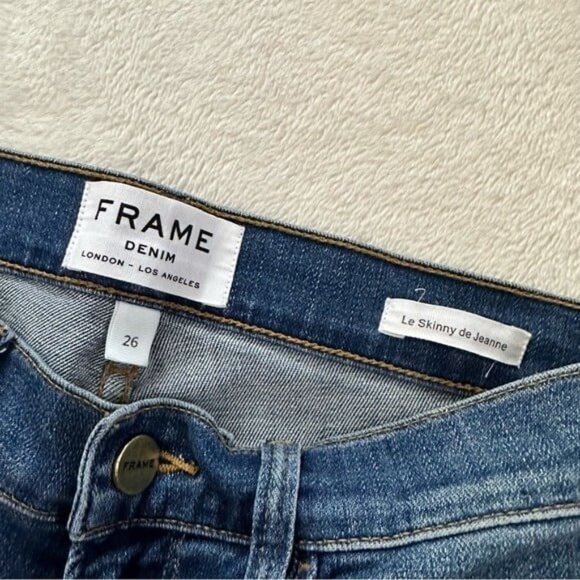 FRAME Denim Le Skinny De Jeanne Jewell Wash Distressed Jeans Size 26 - Picture 8 of 11
